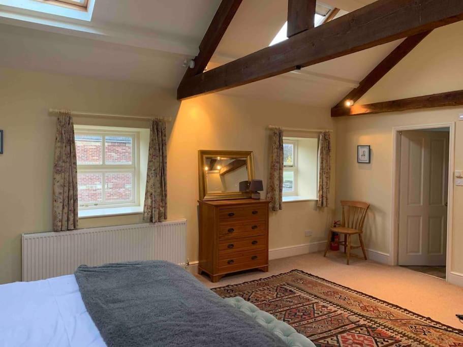 Villa The Old Granary At Red House Farm Ripon Exterior foto